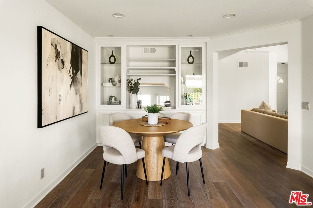 Via Madera photo 12