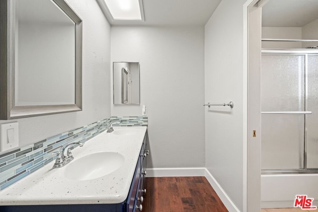 Bearclaw photo 34