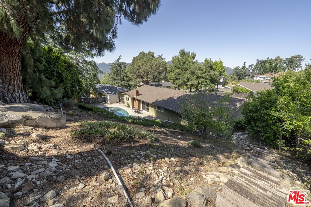 La Crescenta photo 23