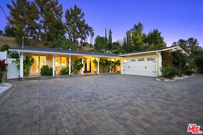 7152 Pomelo Dr