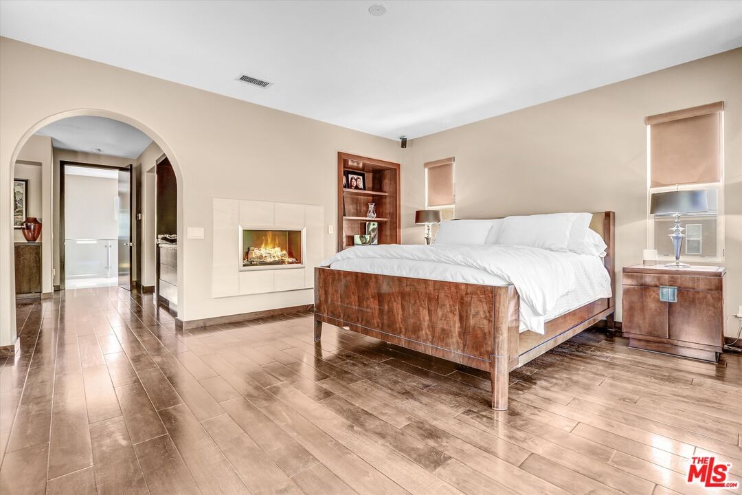 Oakridge photo 24
