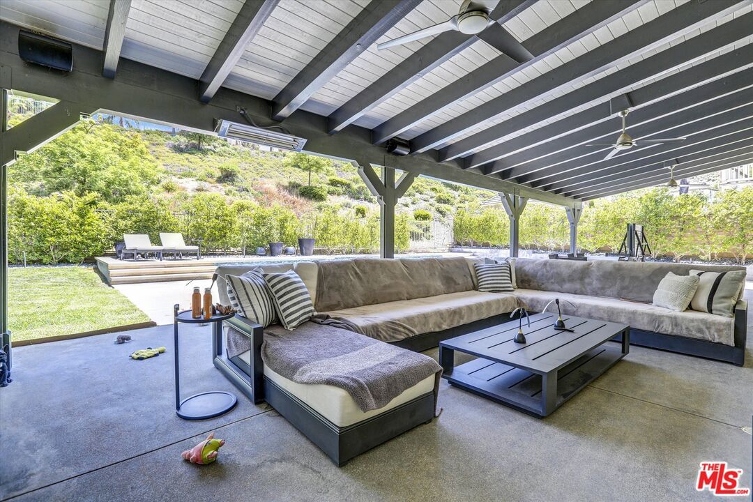 Oakridge photo 38