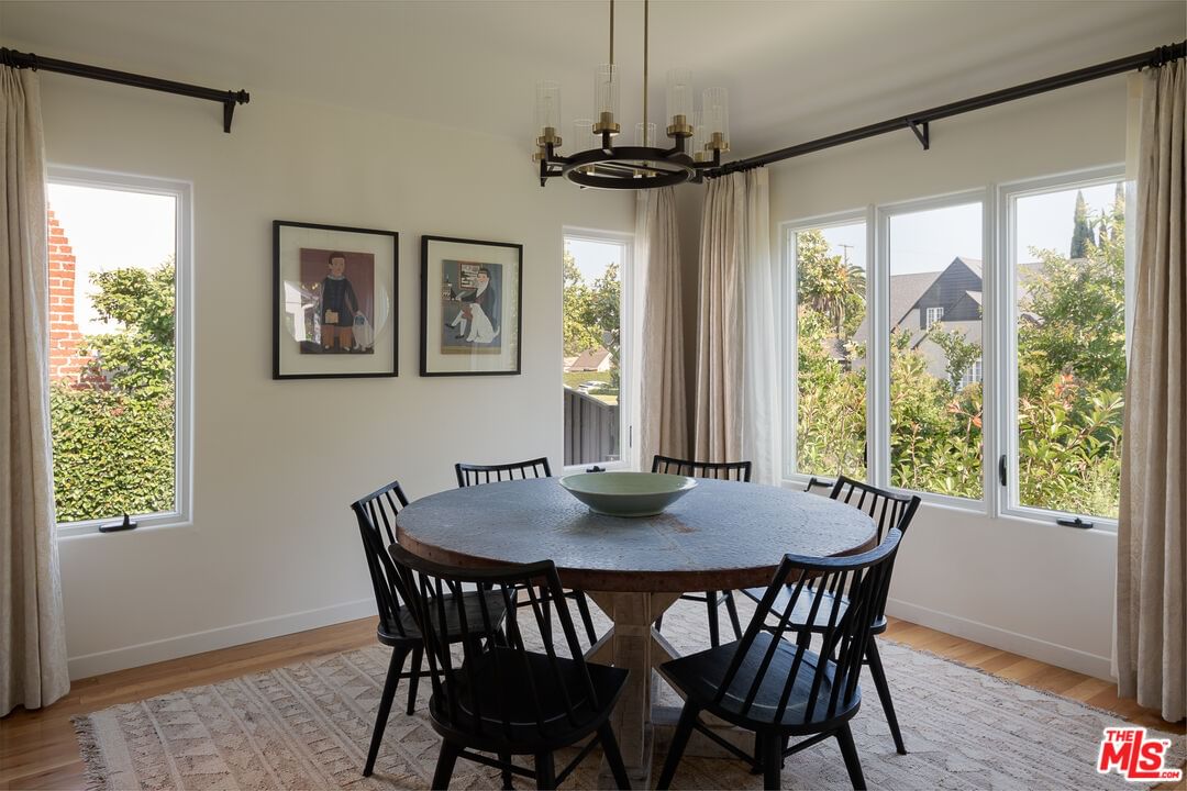 Rose Villa photo 14