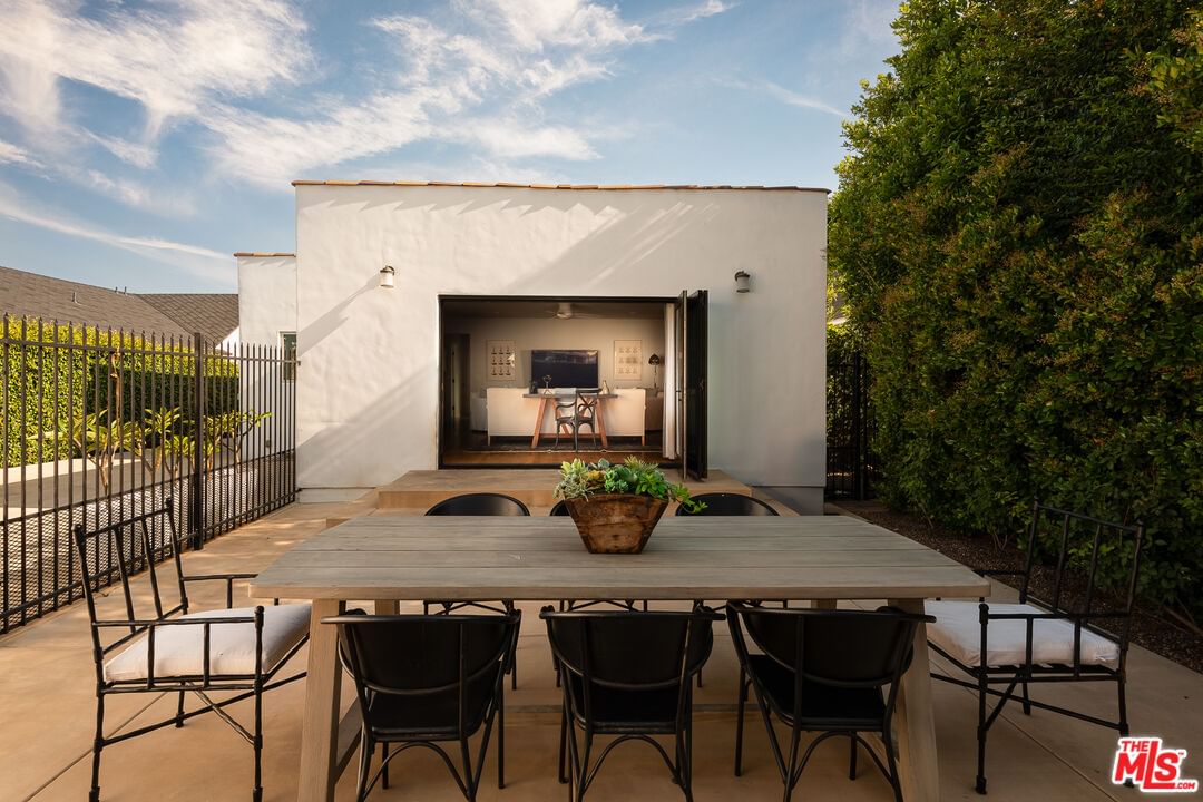 Rose Villa photo 26