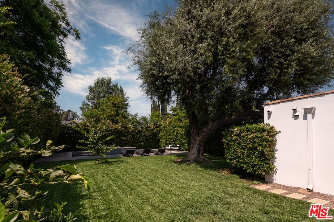 Rose Villa photo 33