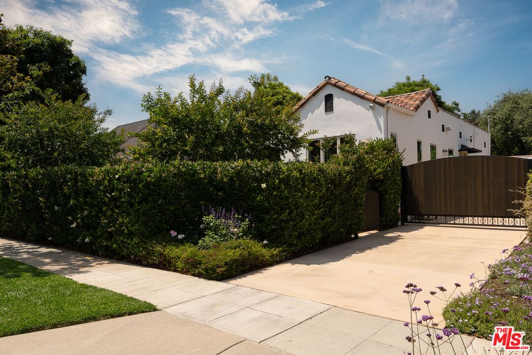 Rose Villa photo 42