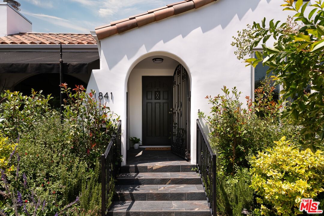 Rose Villa photo 5