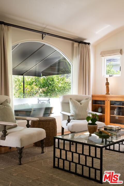 Rose Villa photo 9
