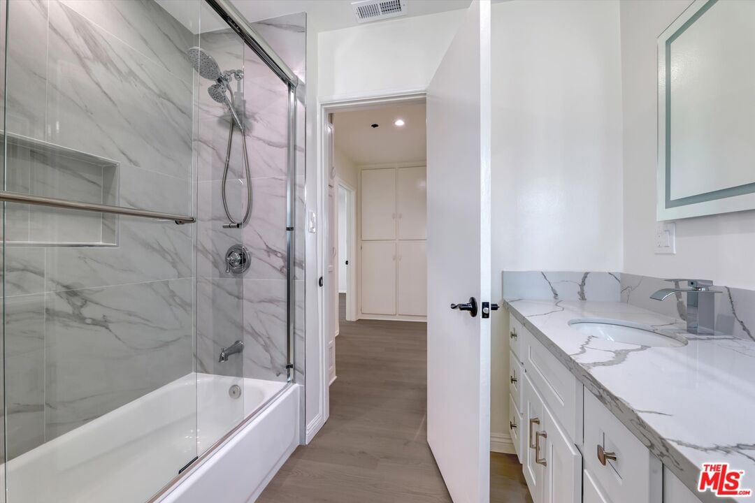 Colbath photo 36