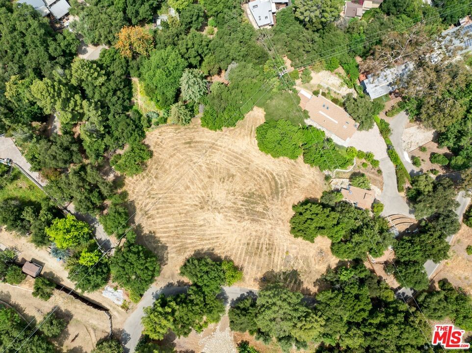 Colina Dr photo 5