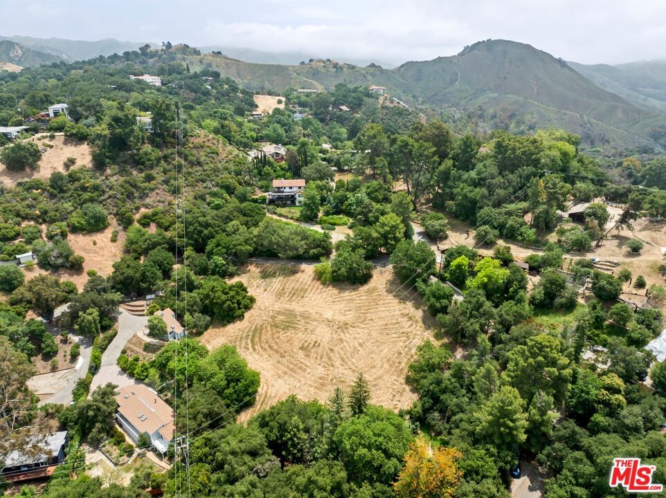 Colina Dr photo 7