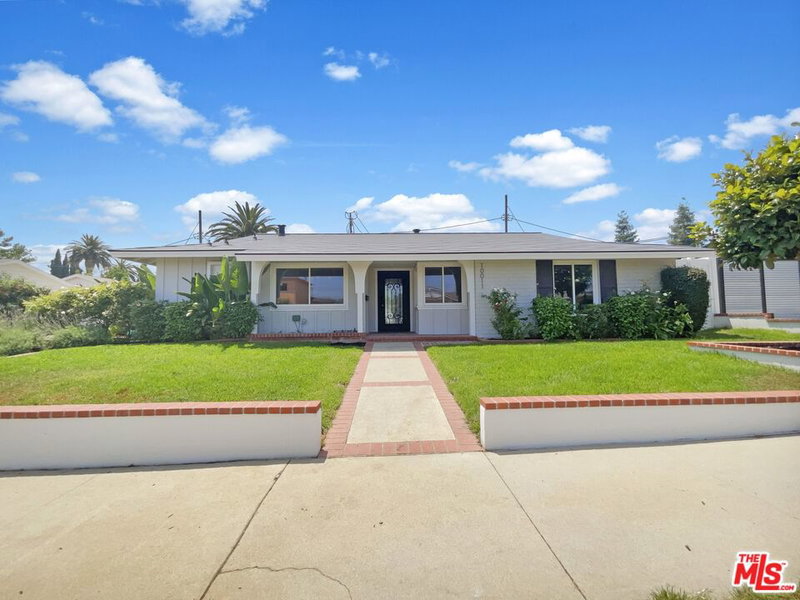 10011 Odessa Ave