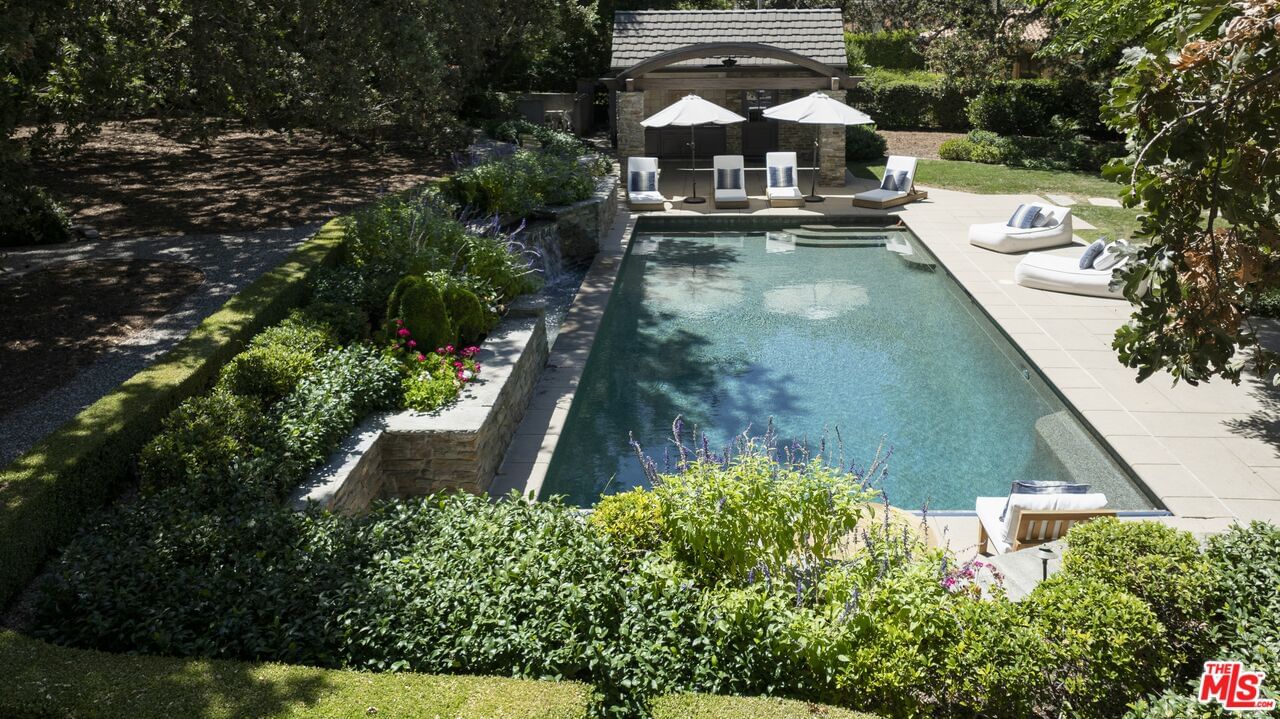 Oak Place photo 51