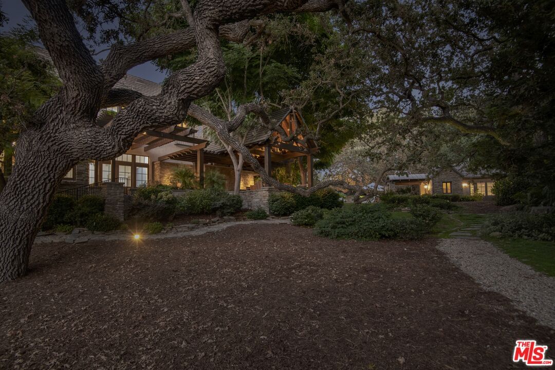 Oak Place photo 67