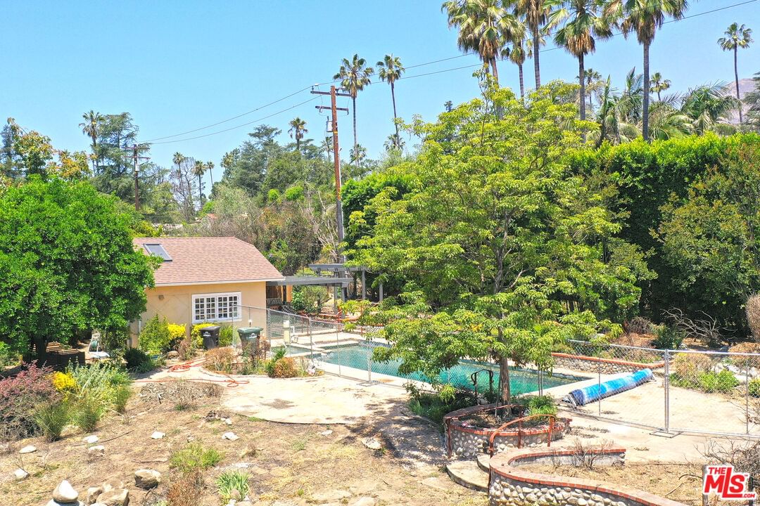 Homewood photo 14