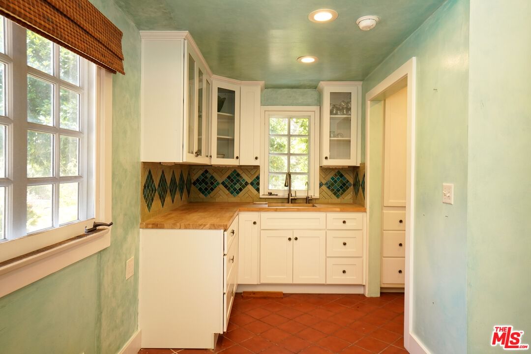 Homewood photo 19