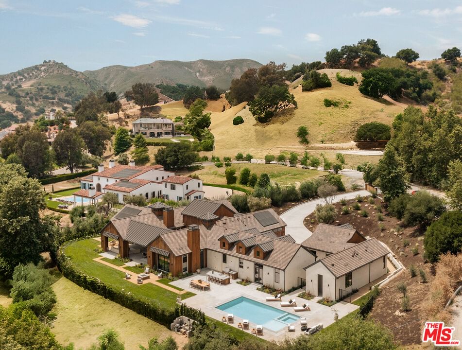 Mulholland photo 1