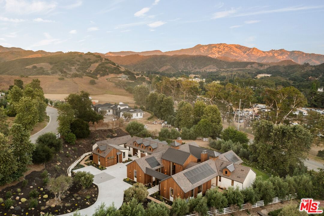 Mulholland photo 42