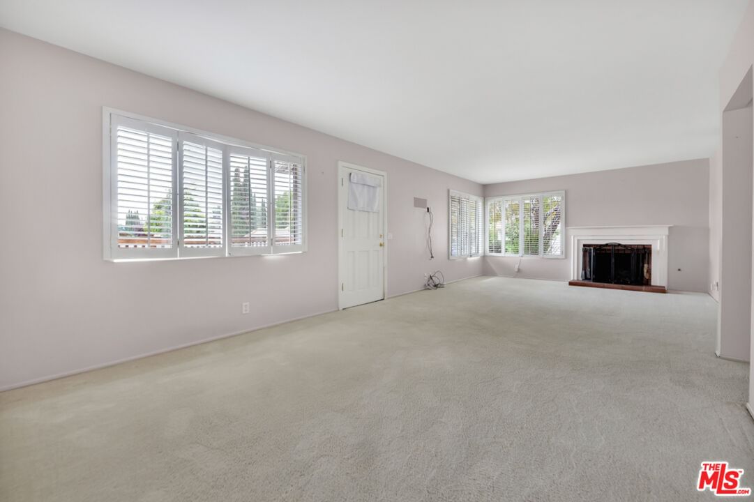 Laurelhurst photo 3