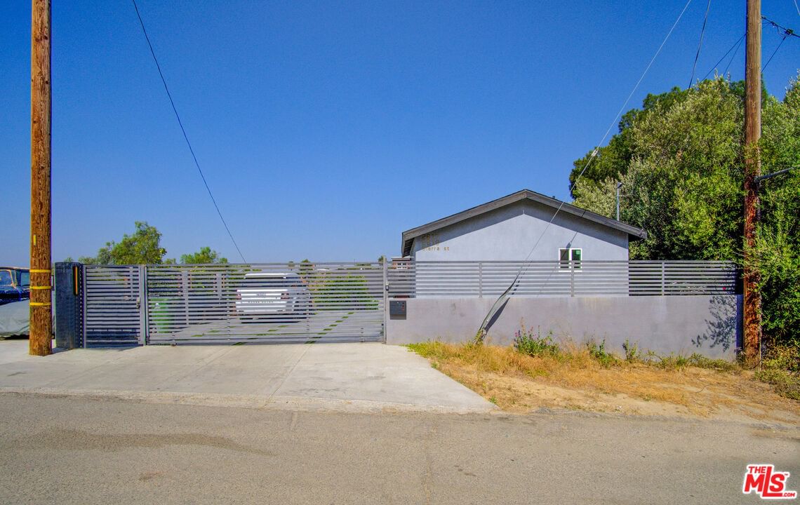 Sierra photo 8
