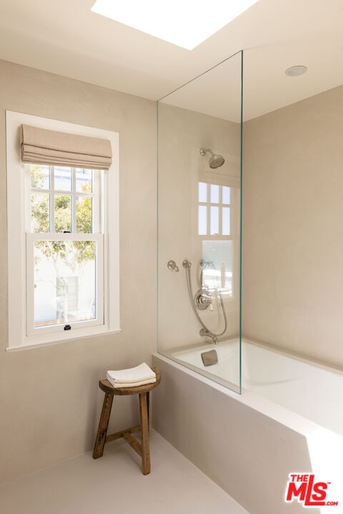 Malibu Colony photo 19