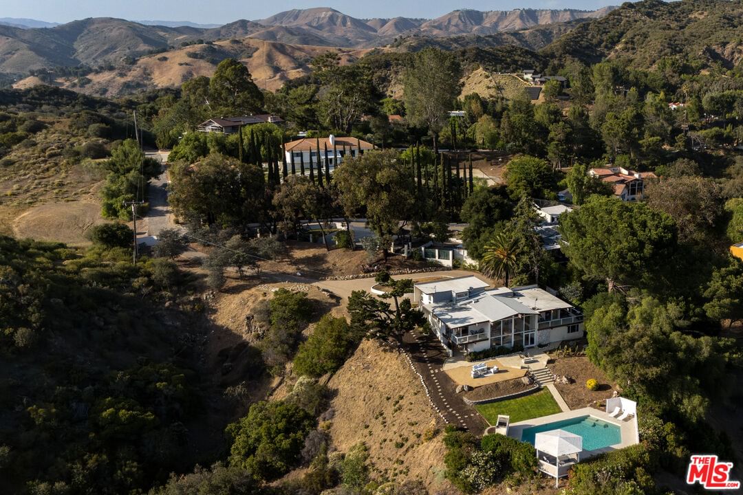 Mulholland photo 65