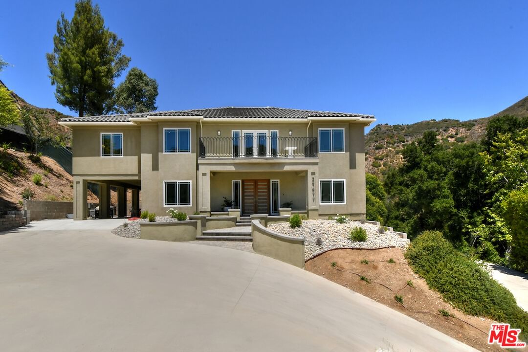 Mulholland photo 19