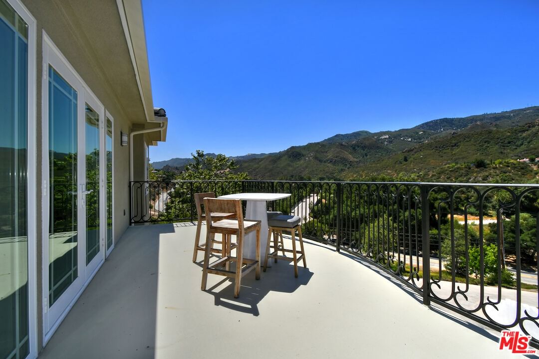 Mulholland photo 46