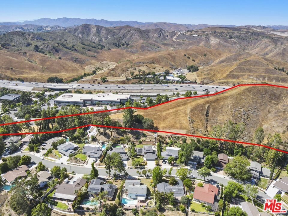 Agoura photo 11