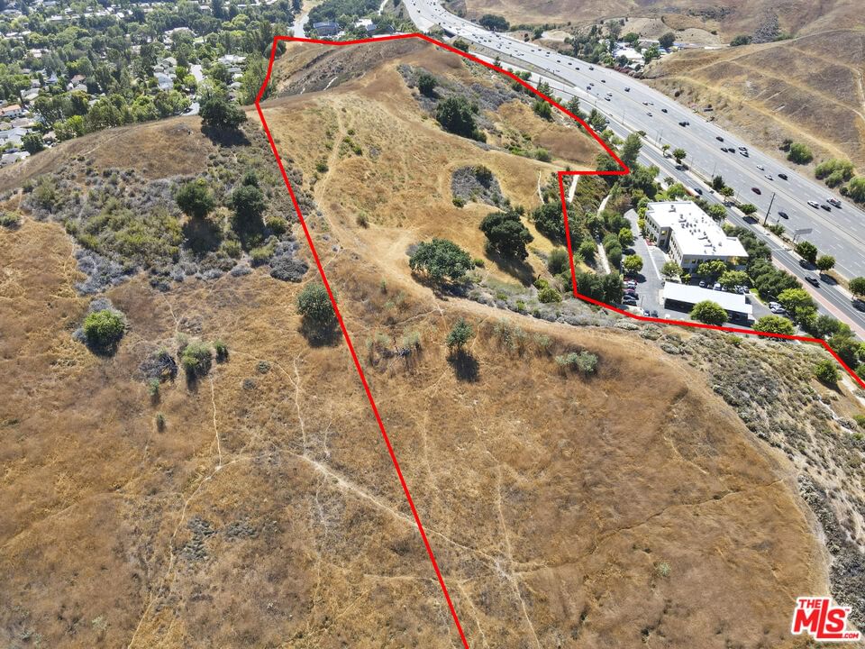 Agoura photo 21