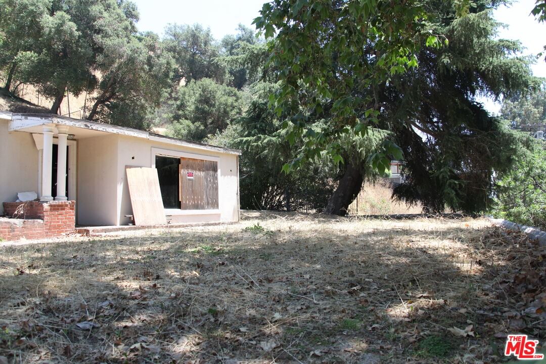 Benedict Canyon photo 6