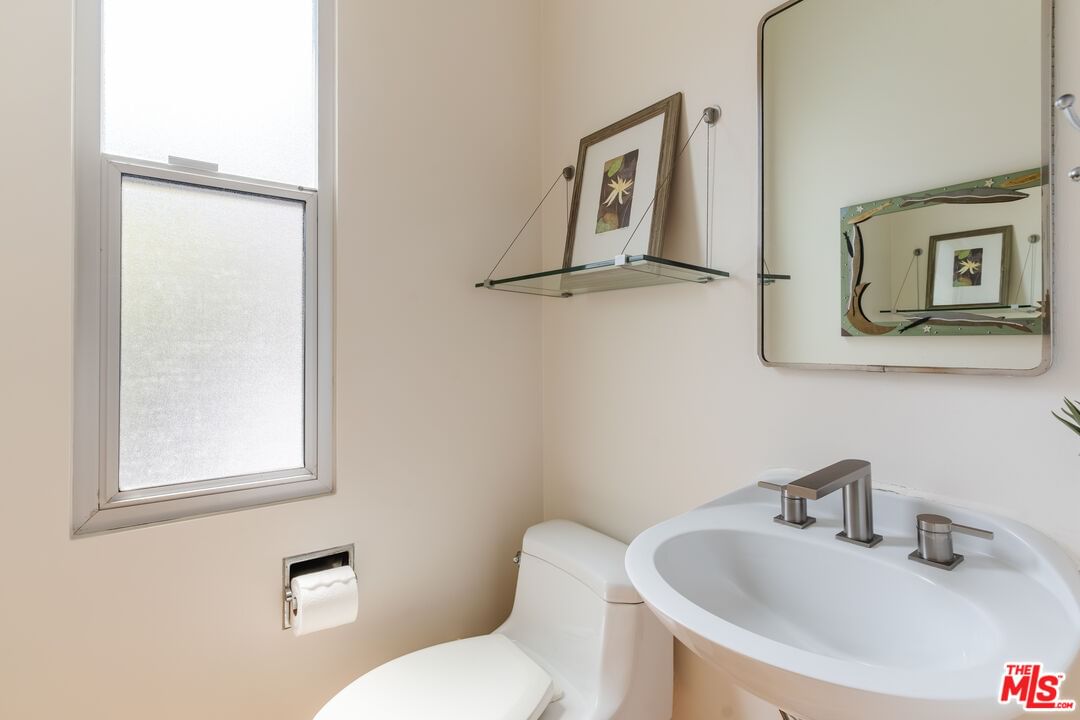 Edgewick photo 21