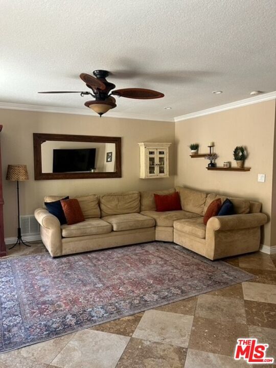 Yucca Valley photo 26