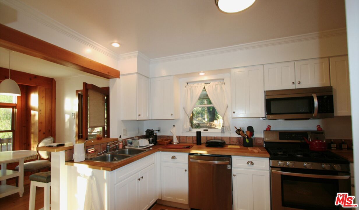 Topanga Skyline photo 9