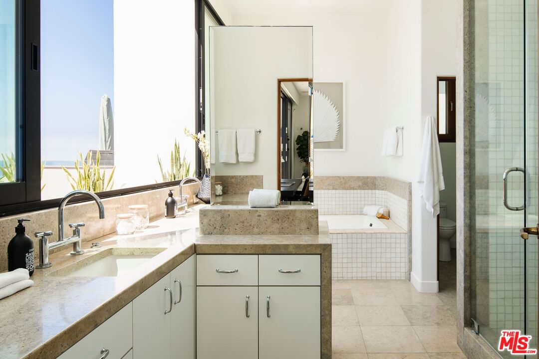 Latigo Shore photo 21