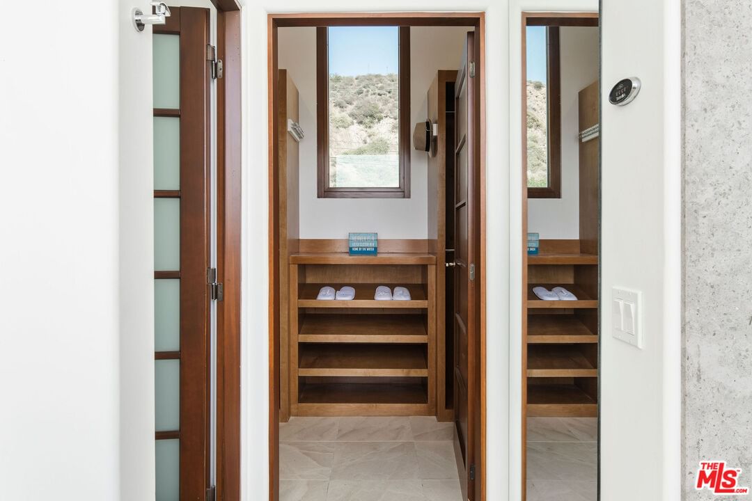 Latigo Shore photo 23