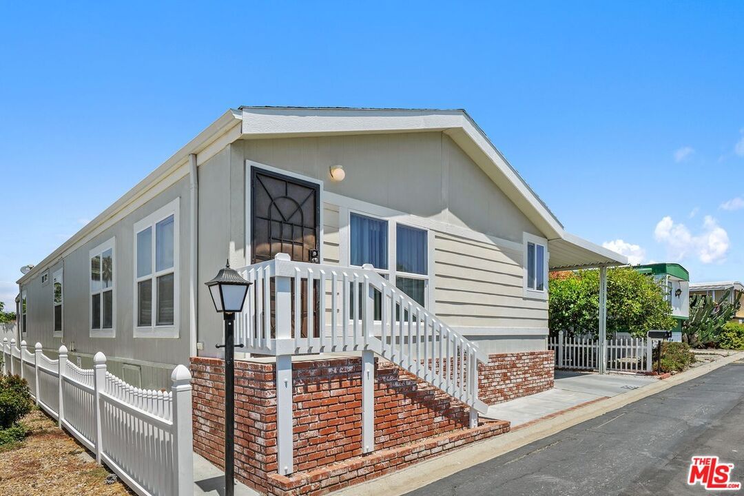 Avalon photo 21