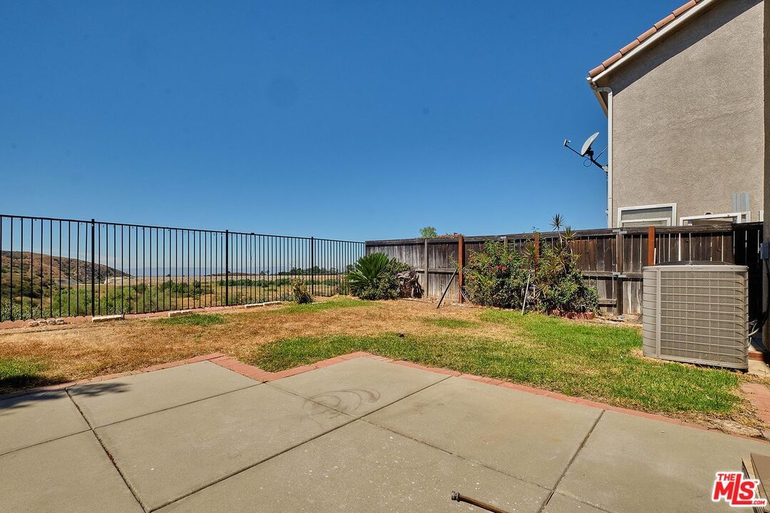 Valley Vista photo 21
