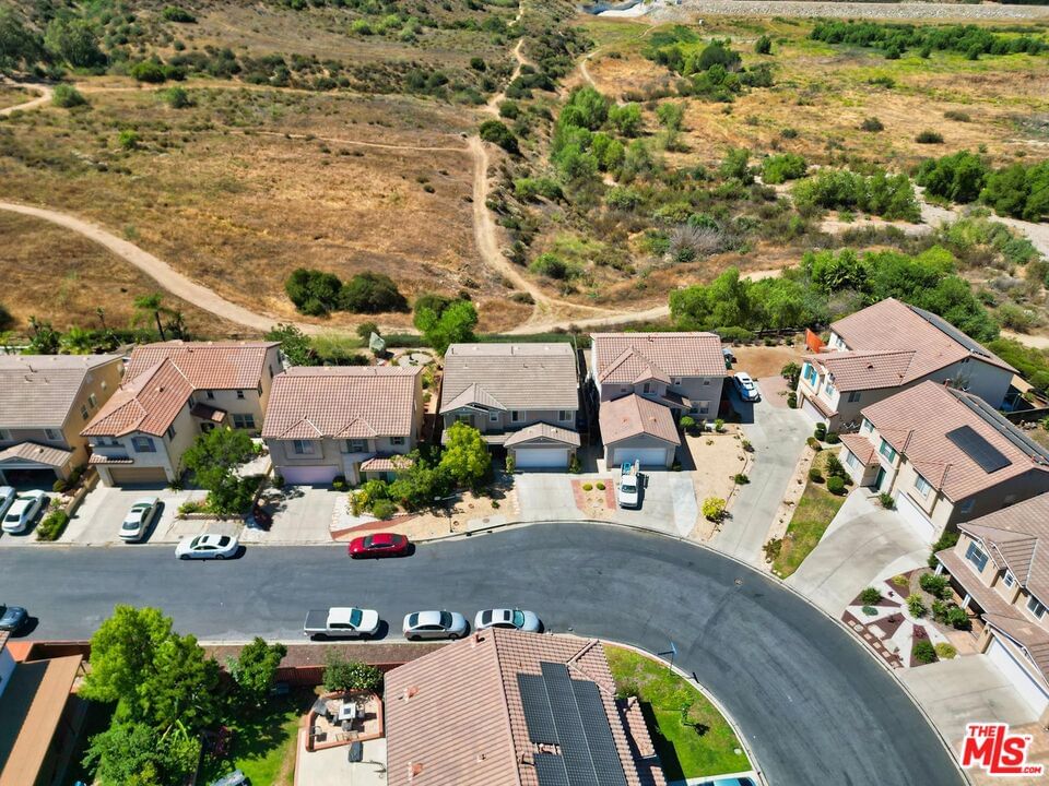Valley Vista photo 26