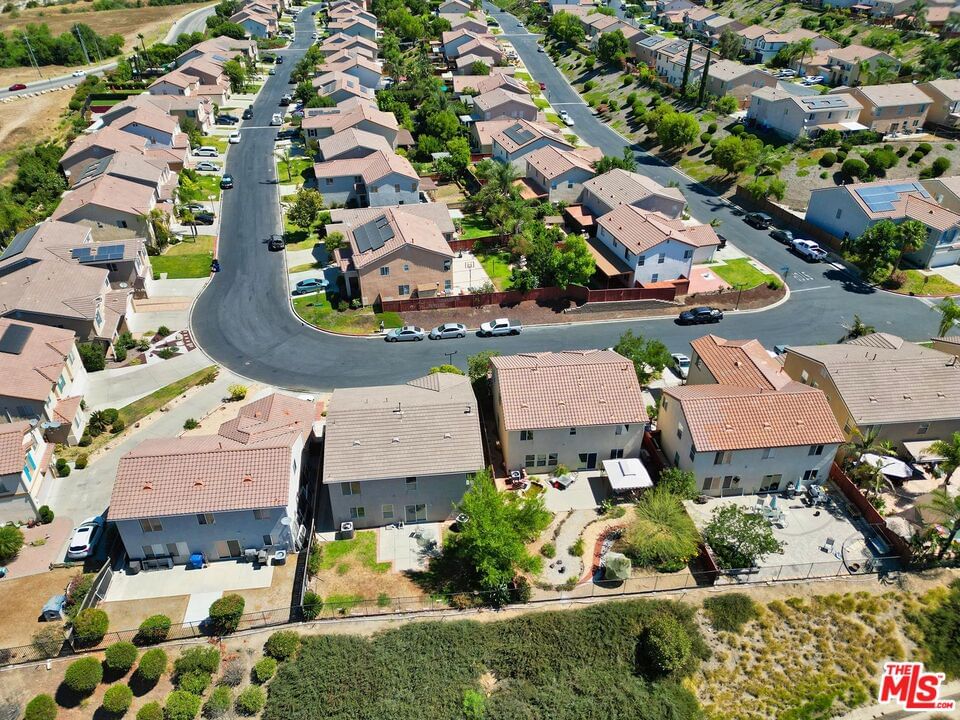 Valley Vista photo 27