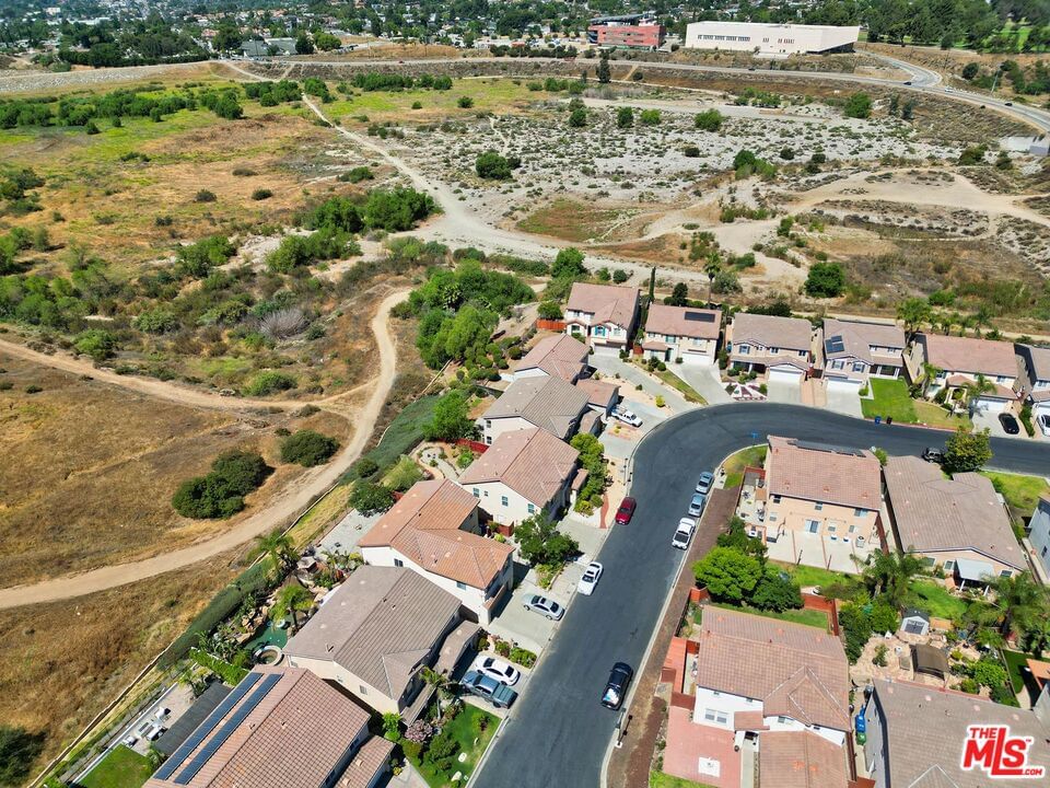 Valley Vista photo 29