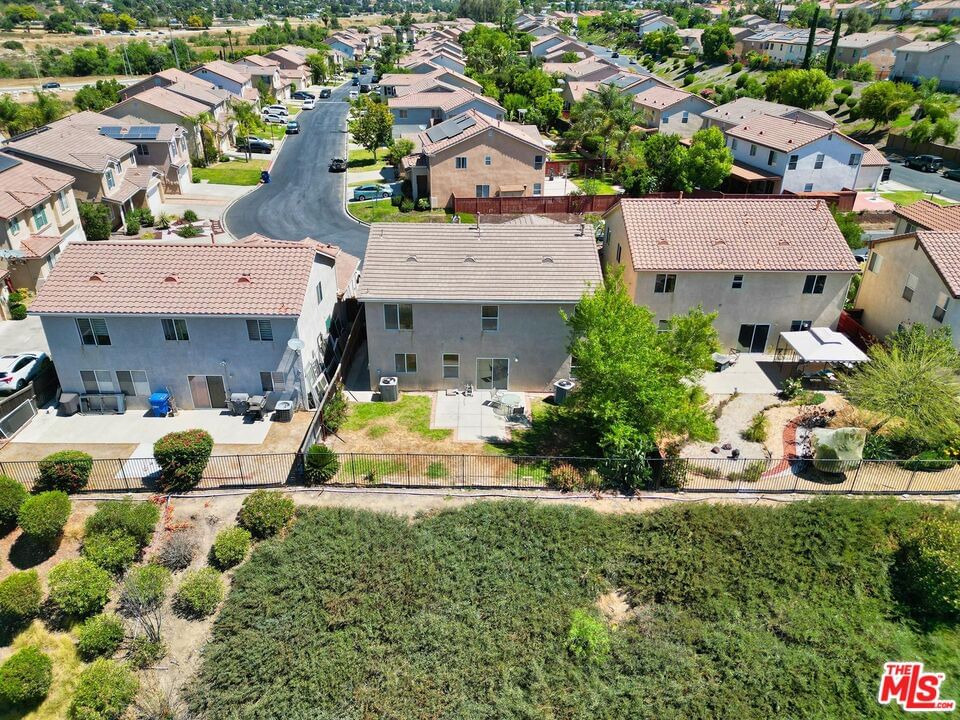 Valley Vista photo 31