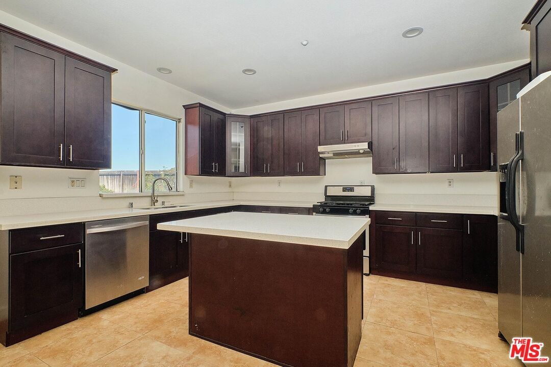 Valley Vista photo 6