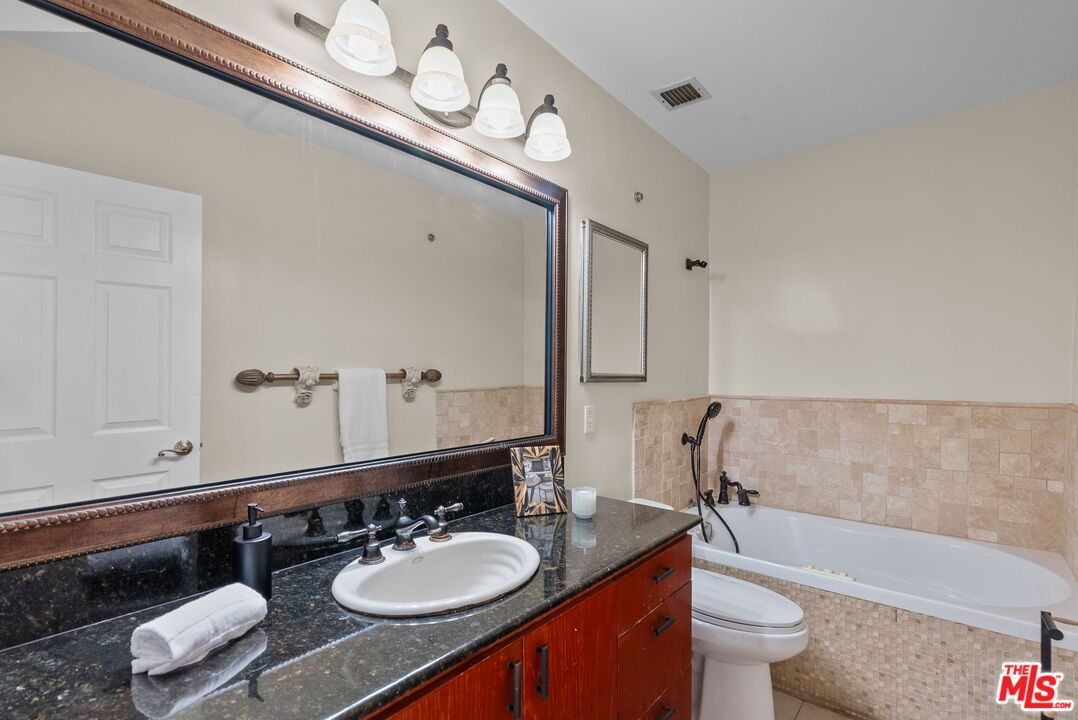 Willowcrest photo 34