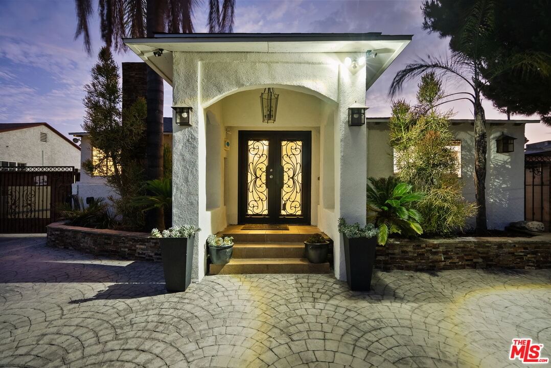 Willowcrest photo 52