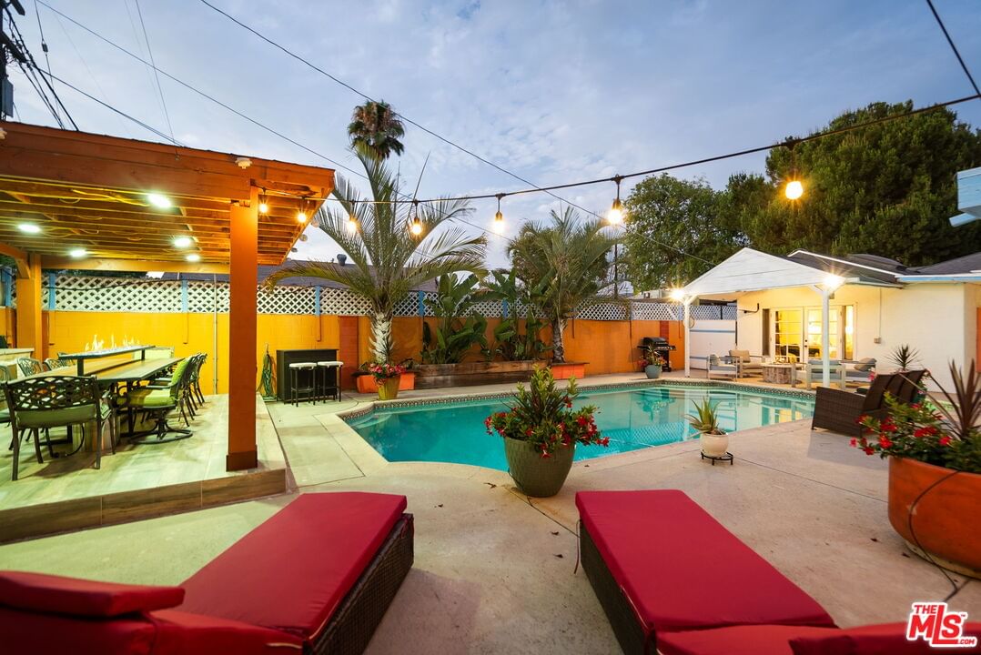 Willowcrest photo 54