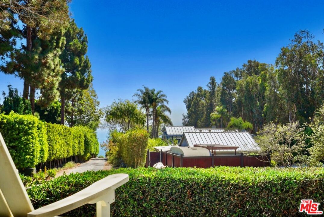 Sea Lane photo 40