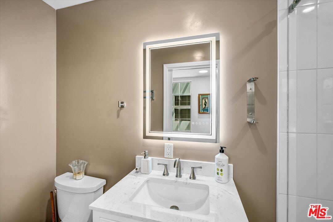 Redlands photo 26
