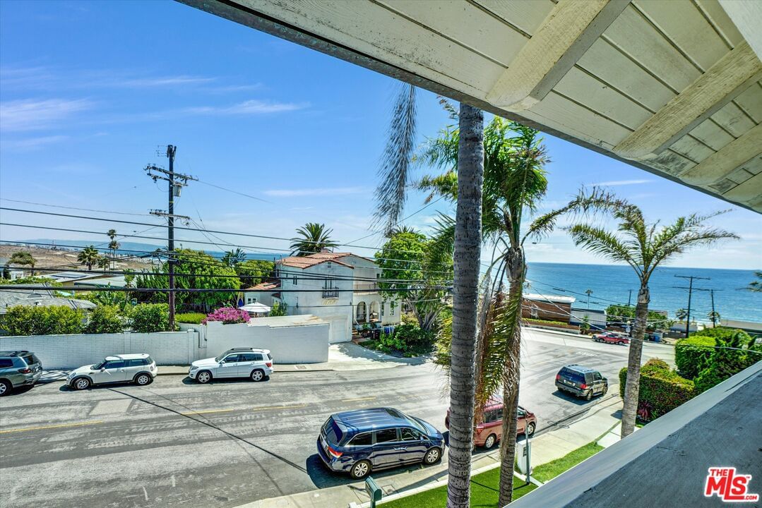 Redlands photo 38