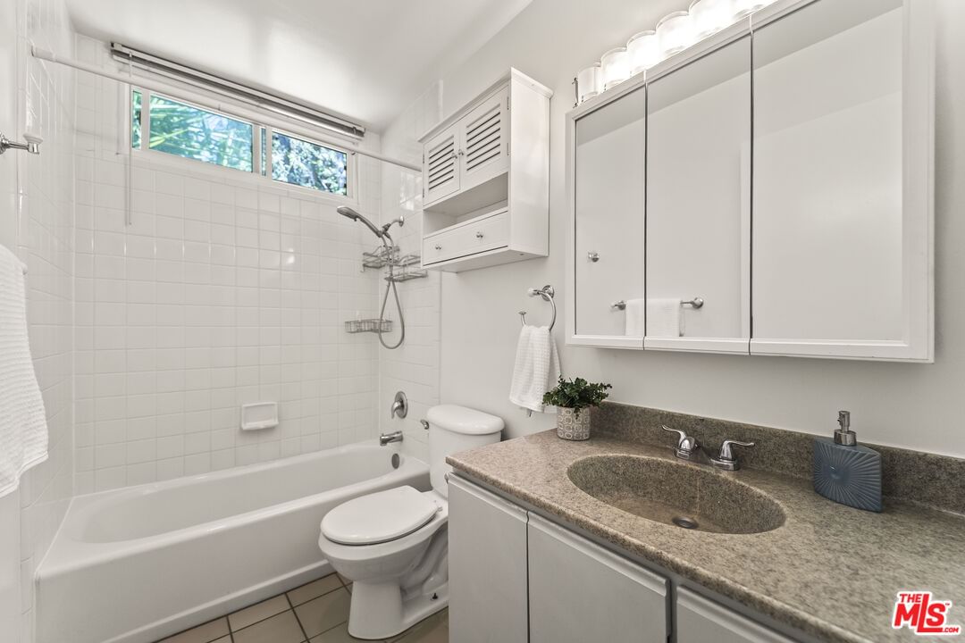Scarborough Peak photo 27